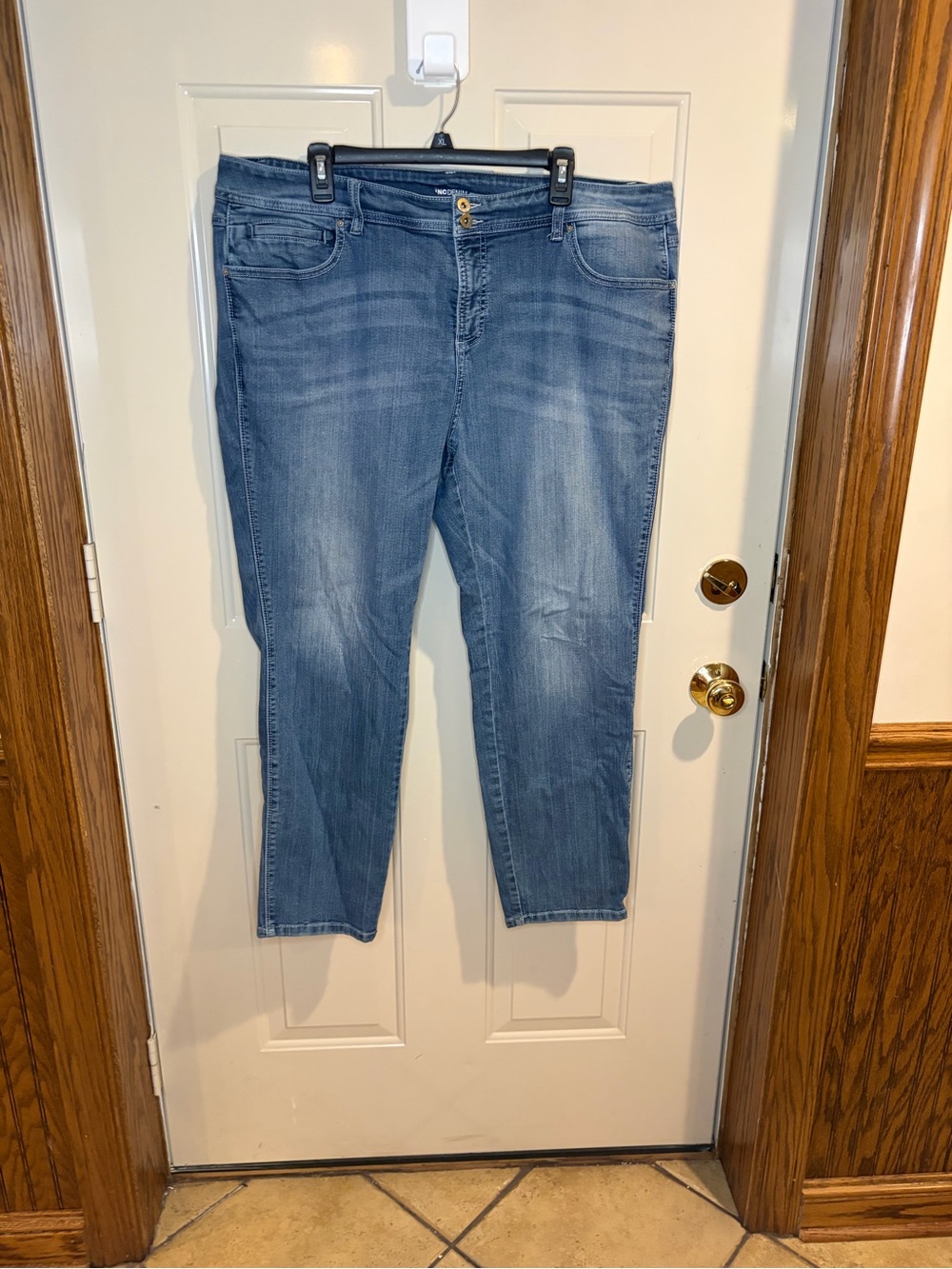 INC Boyfriend Jeans Women’s Plus Size 20W Light Wash Stretch Denim
